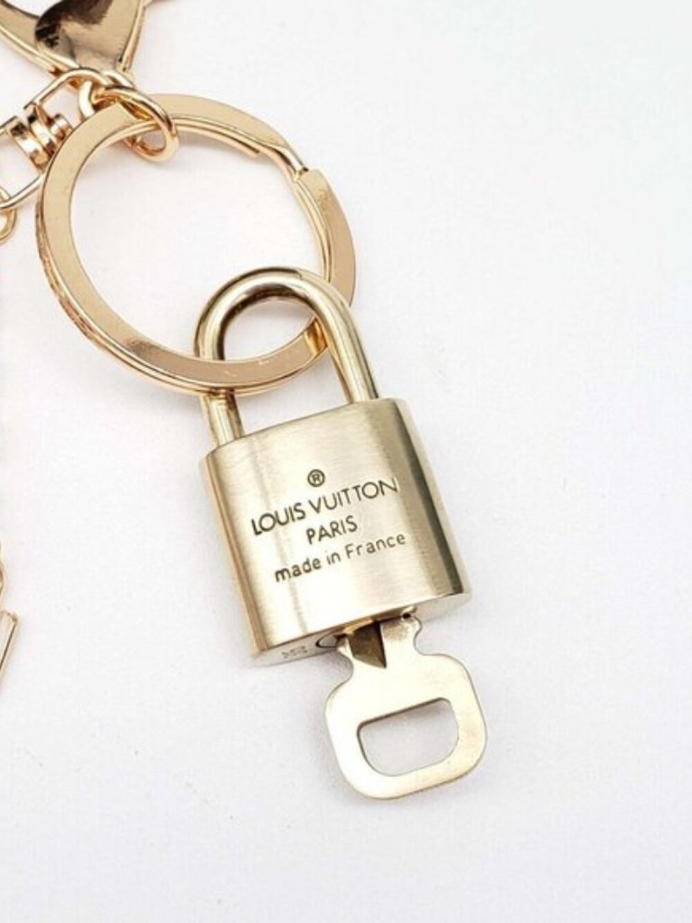 Louis Vuitton Authentic Gold Lock & Key 🔑 Bag Charm + Unbranded Keychain - Picture 4 of 9